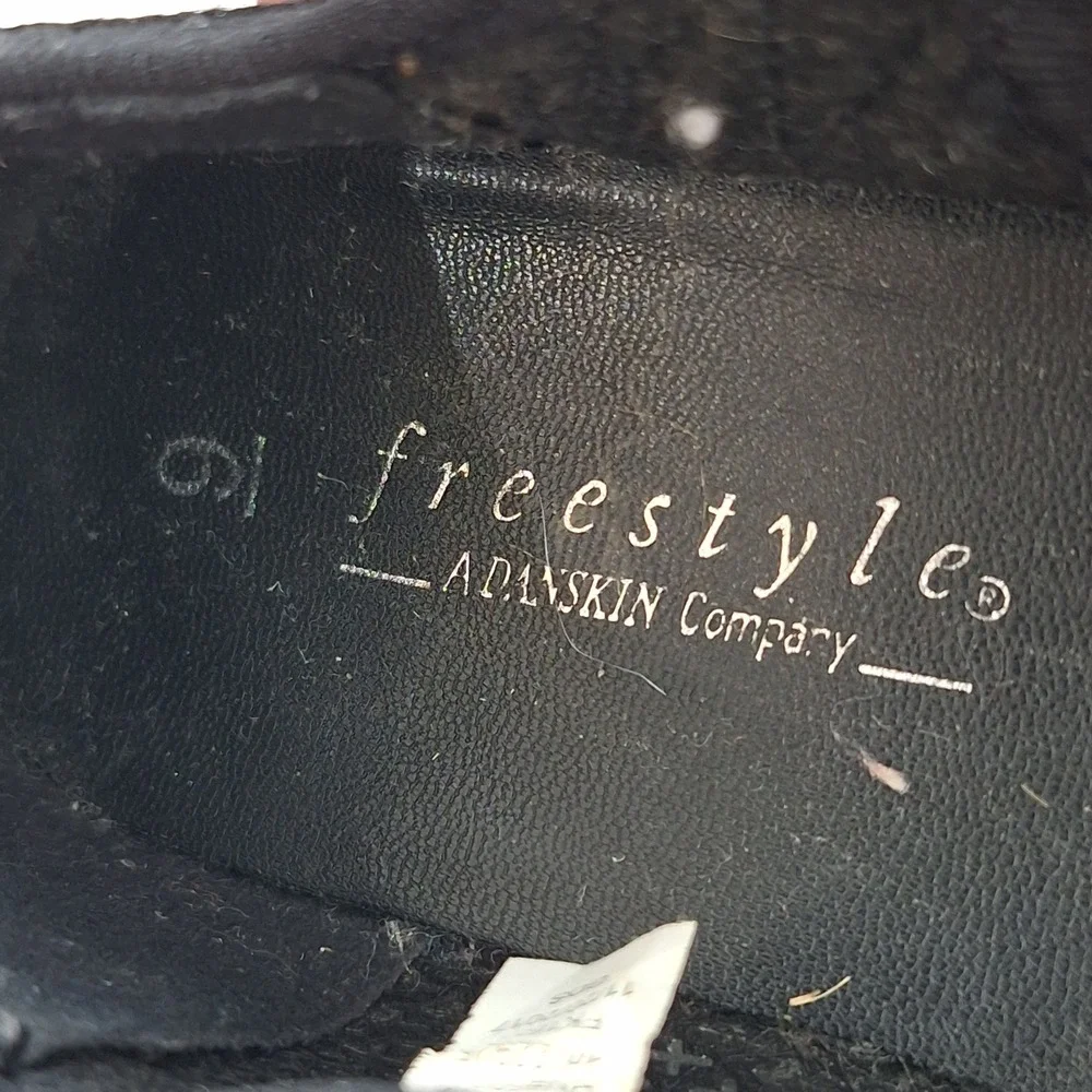 Whimsigoth Freestyle Black 9 Tap Shoes Danskin Company Kids FK1651 Dance
